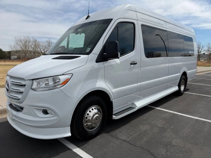 White Mercedes Sprinter – Timnath limo service